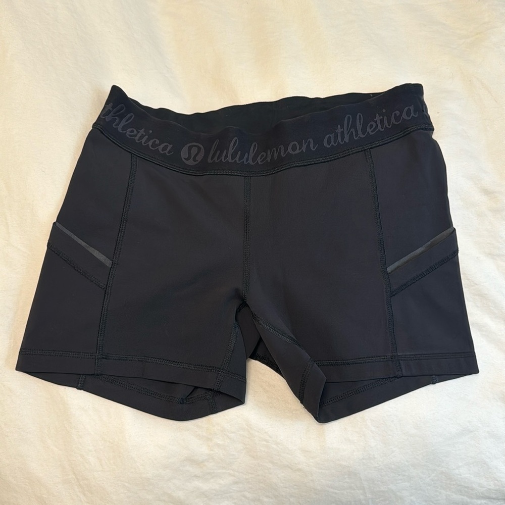 Lululemon spandex shorts